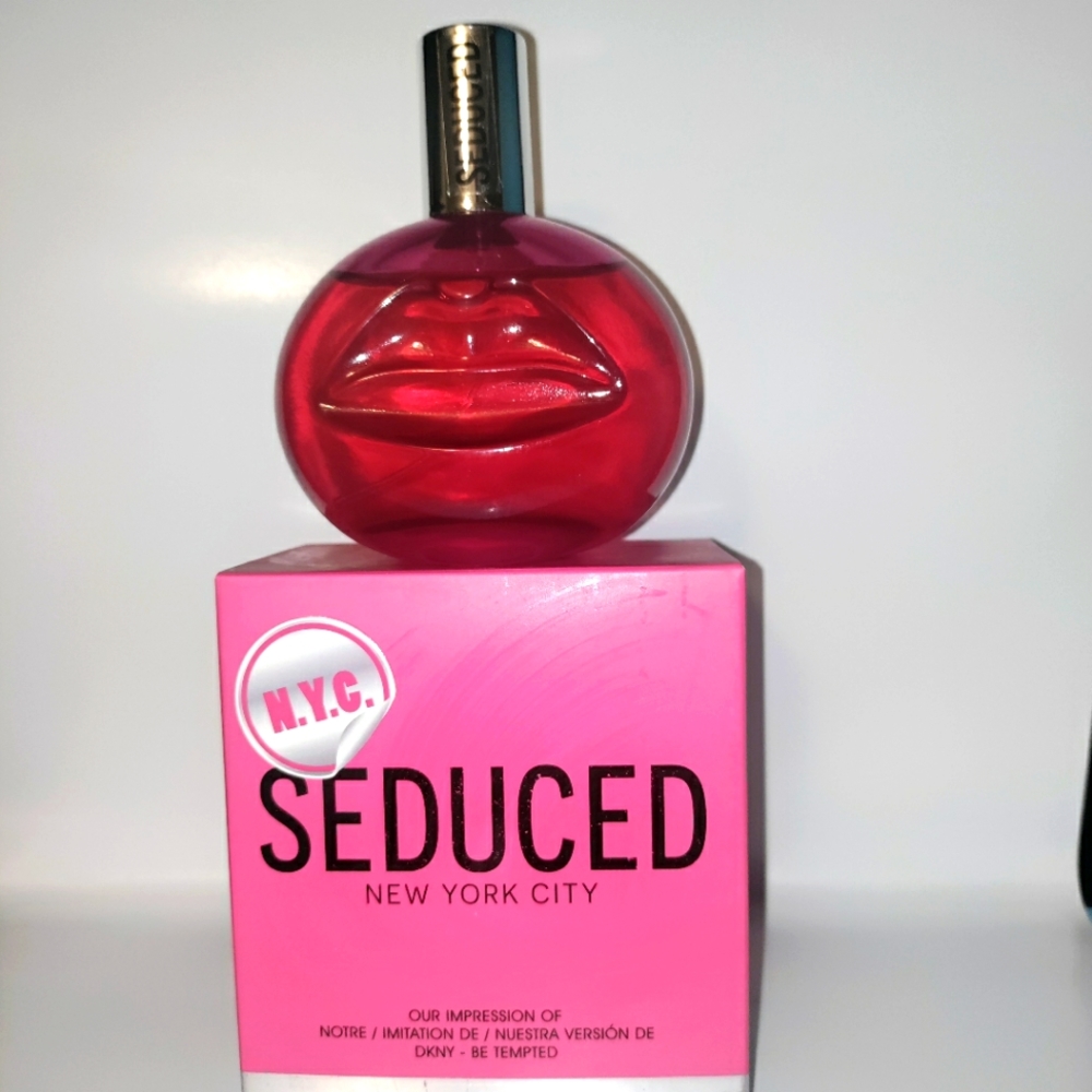 Seduced New York City Perfume
